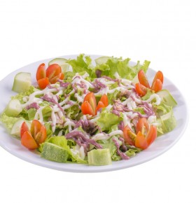 Salad trộn sốt dâu tằm & kem
