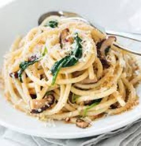 Spaghetti with butter & garlic